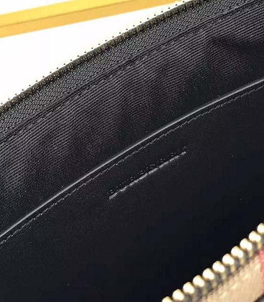 Burberry Calfskin Leather Zipper Pouch Black-4
