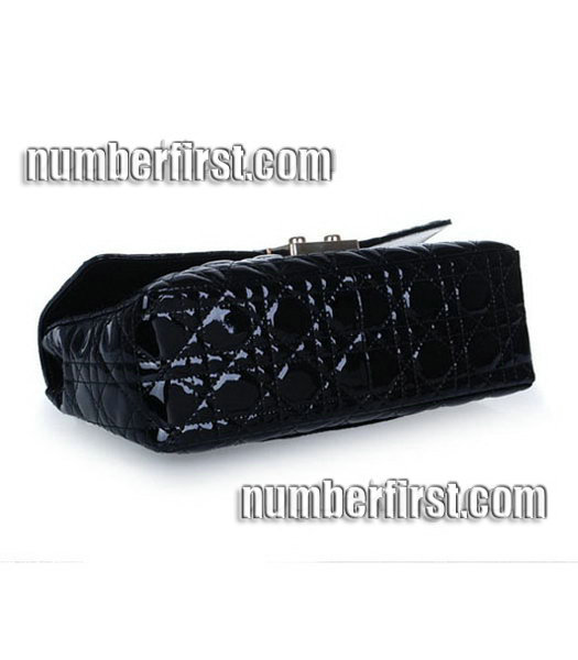Christian Dior Chain Bag in Black Leather-3