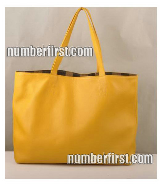 Fendi Lichee Grain Leather handbag Yellow-2