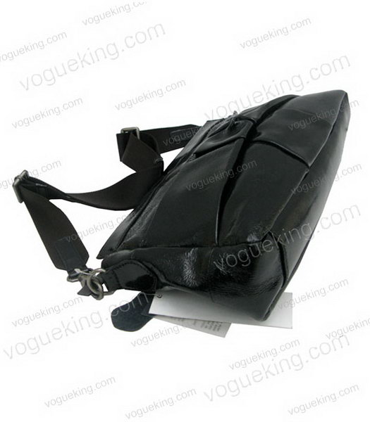 Marni Shiny Leather Shoulder Bag Black-3