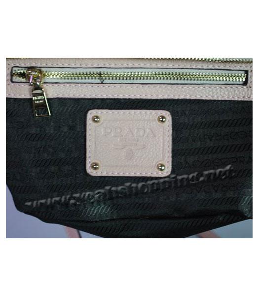 Prada Small Shoulder Bag in Pink Leather-4