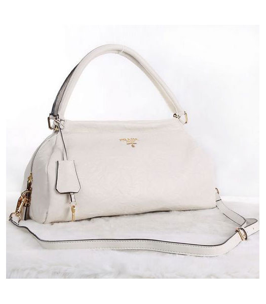 Prada Tote Handbag in Offwhite Leather