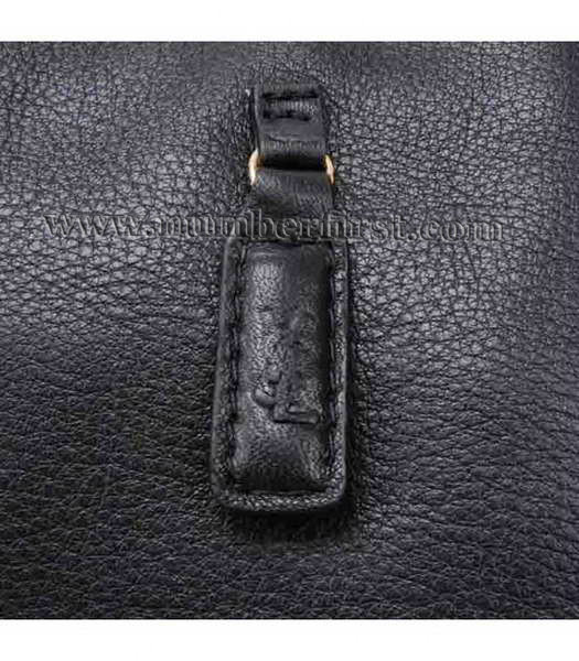 Yves Saint Laurent Shoulder Bag in Black Leather-4