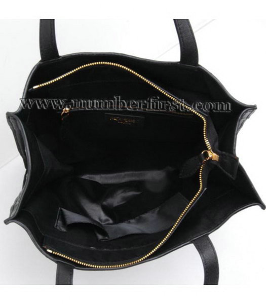 Yves Saint Laurent Shoulder Bag in Black Leather-6